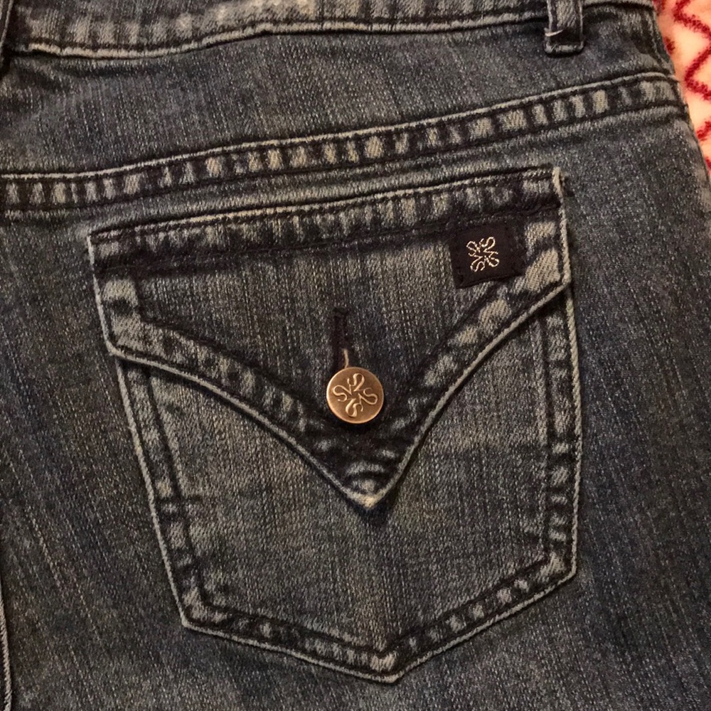 Vera Wang Simply Vera Straight Jeans - Size 4 Reg - Picture 5 of 6